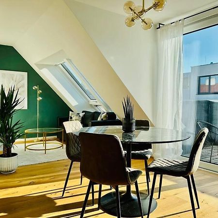 Apartament Sunny Terrace Penthouse With Ac - Self Check-In Wiedeń Zewnętrze zdjęcie